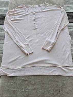 American Eagle Oversised large long sleeve sleeper T shirt, soft